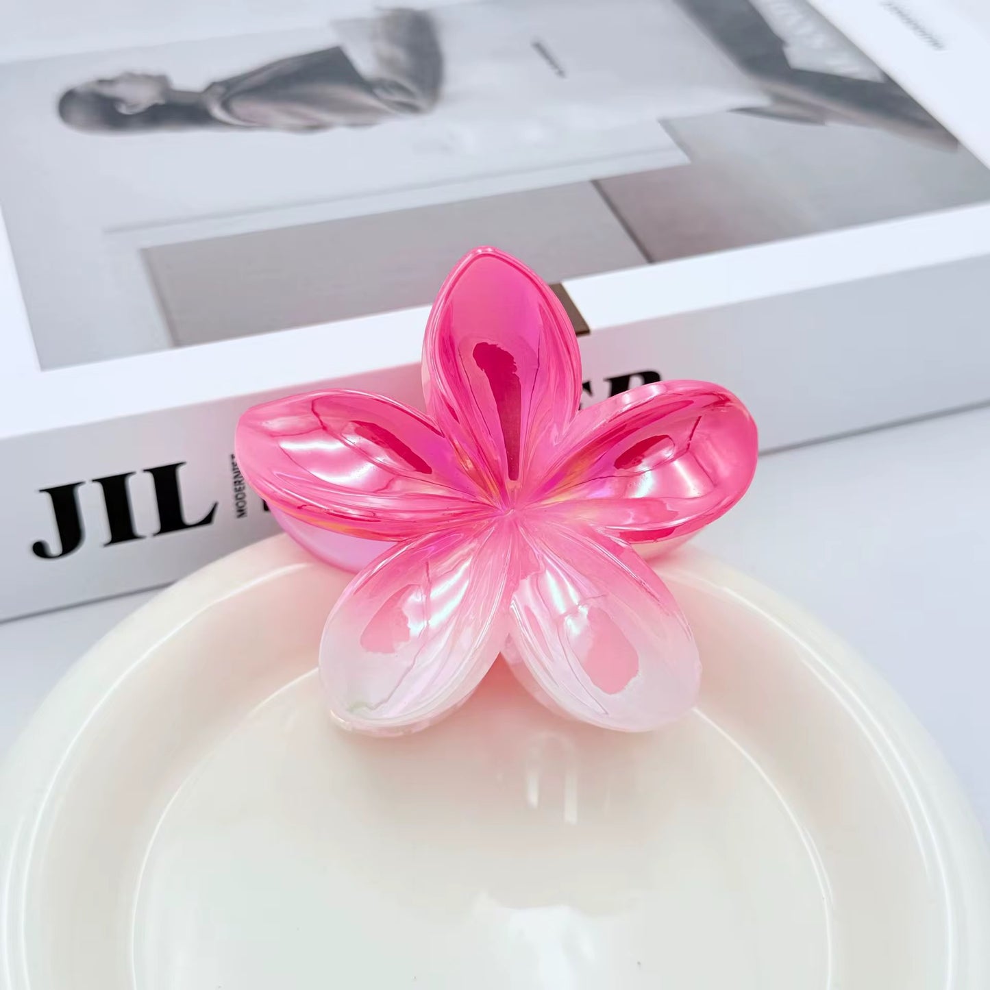 Bloom Hair Claw Clip