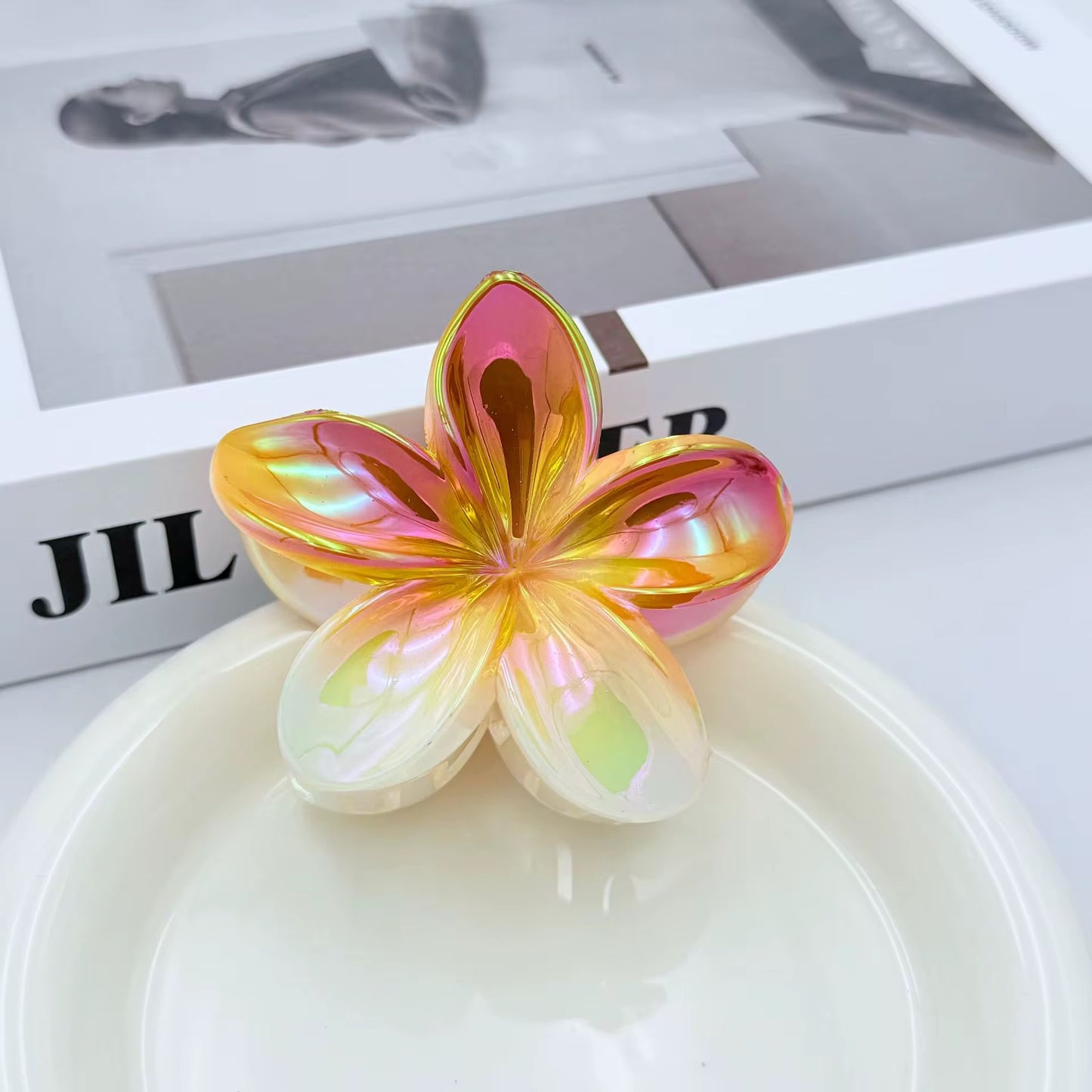 Bloom Hair Claw Clip