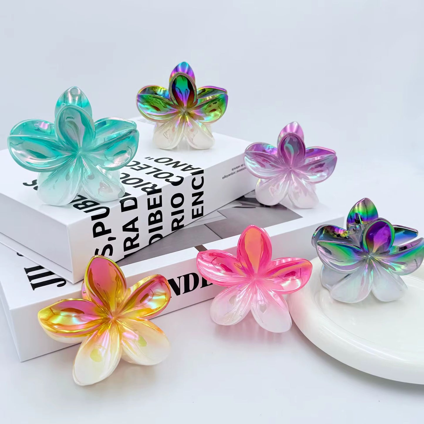 Bloom Hair Claw Clip