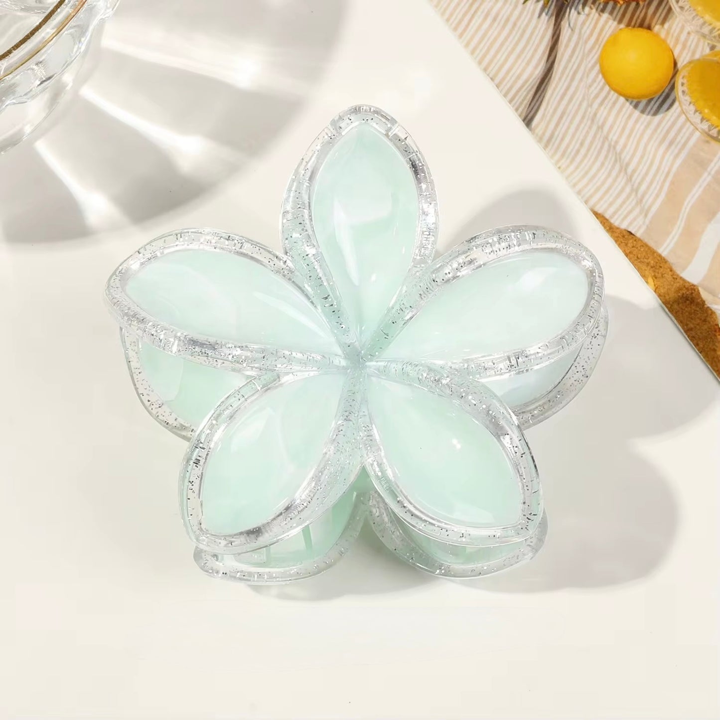 Flower hair claw clip- transparent marbling